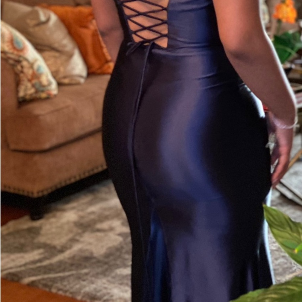 Beautiful Formal Dress. Perfect for Prom. ❤️❤️